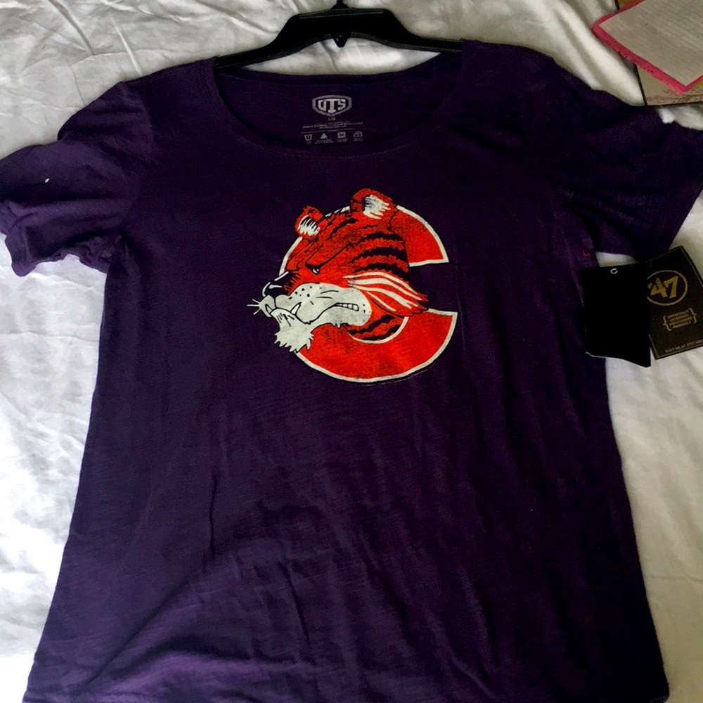 Women’s Clemson tiger T-shirt size L purple/orange